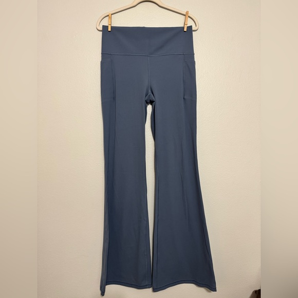 Athleta Salutation Stash Flare Pant in Slate Blue size Large TALL - Picture 2 of 9